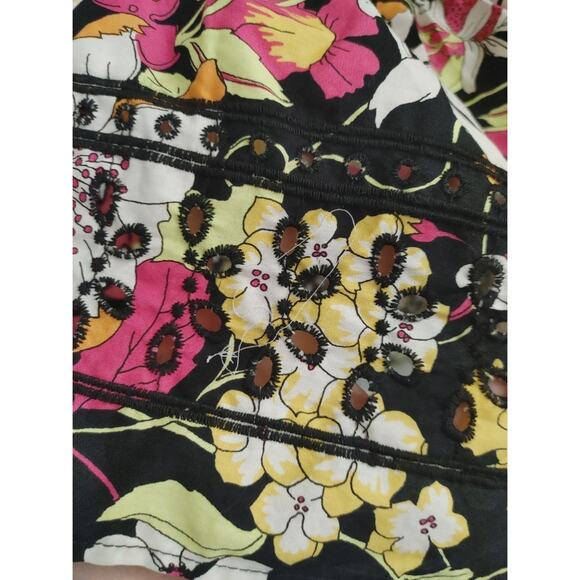 Forever 21 Blouse Top Single Sleeve Crochet Detail Floral Medium NWT - Picture 2 of 4